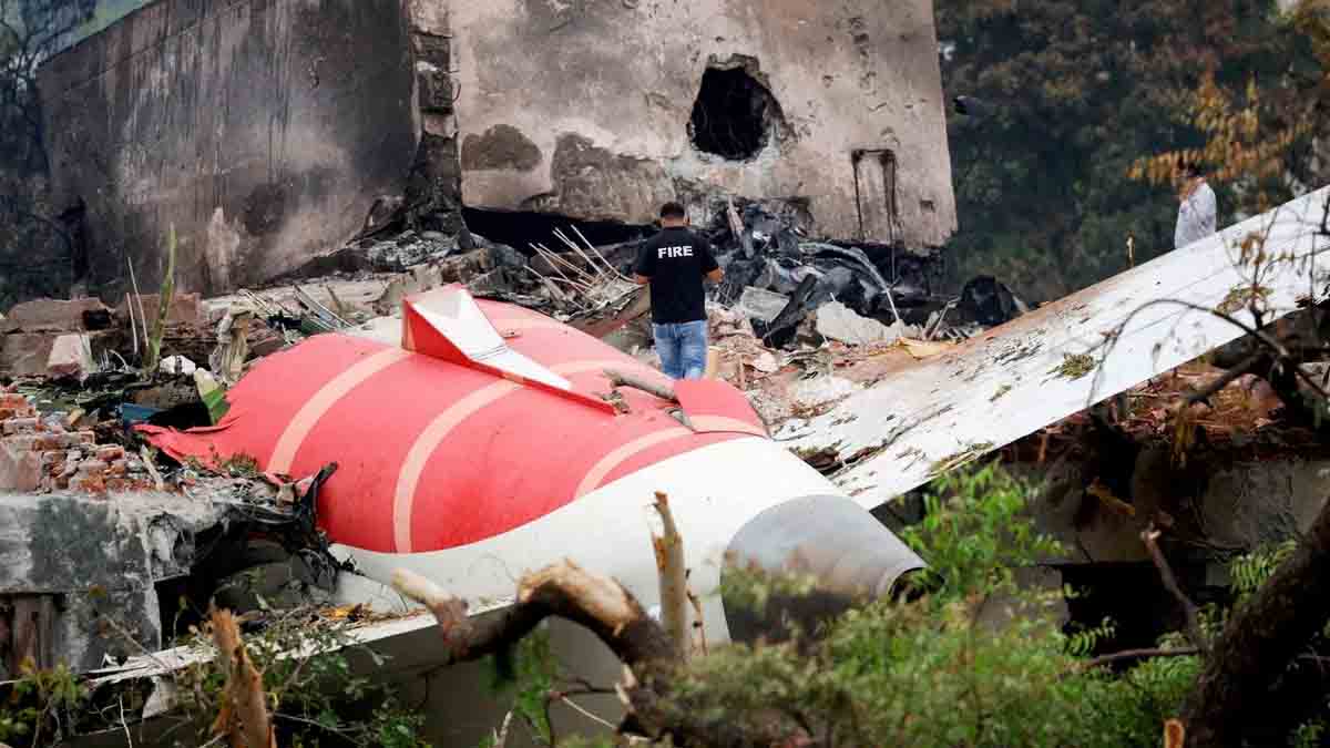 Ahmedabad Plane Crash News Update